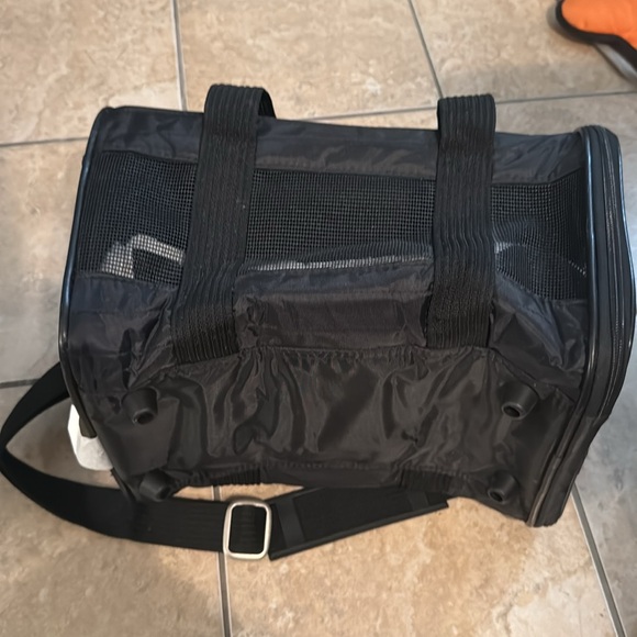 Small pet carrier “Sherpa” - Picture 7 of 9